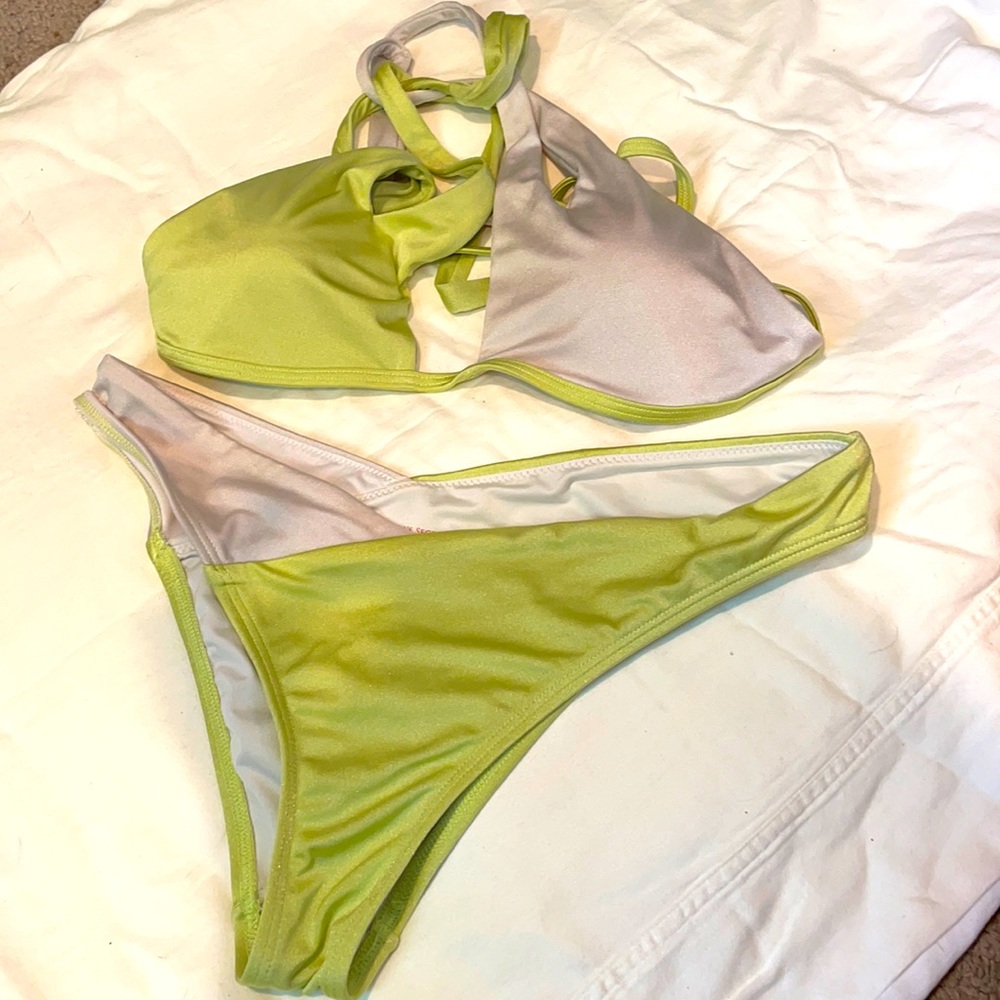 Victoria Secret Bikini Set Size Medium